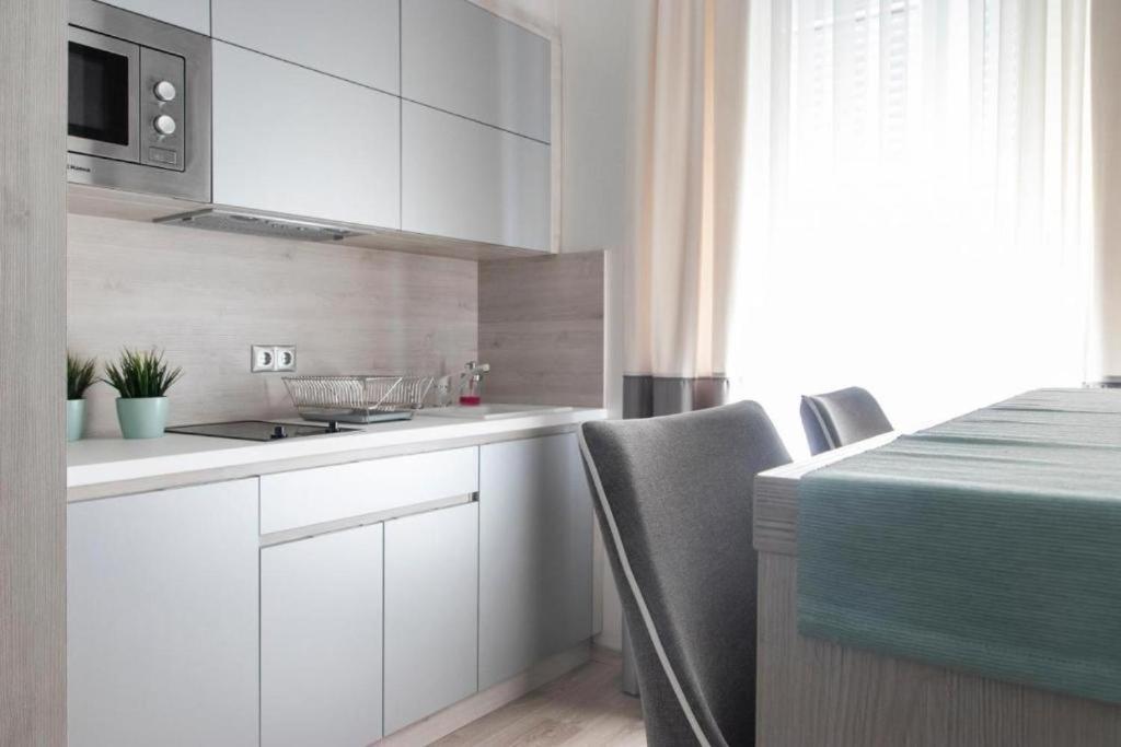 Revay 20 Suites By Corall Budapest Bagian luar foto