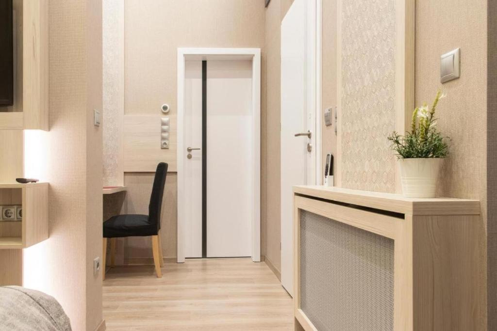 Revay 20 Suites By Corall Budapest Bagian luar foto
