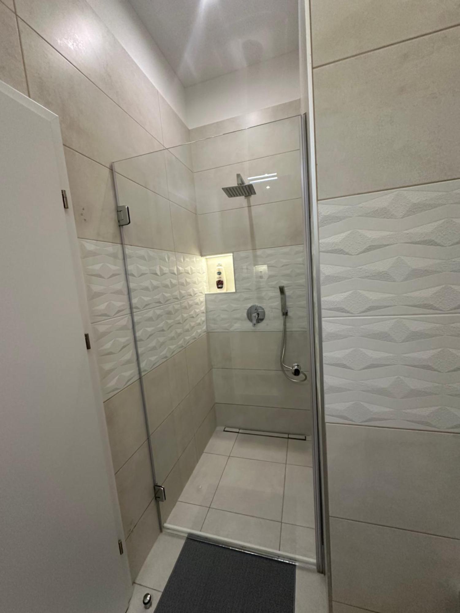 Revay 20 Suites By Corall Budapest Bagian luar foto